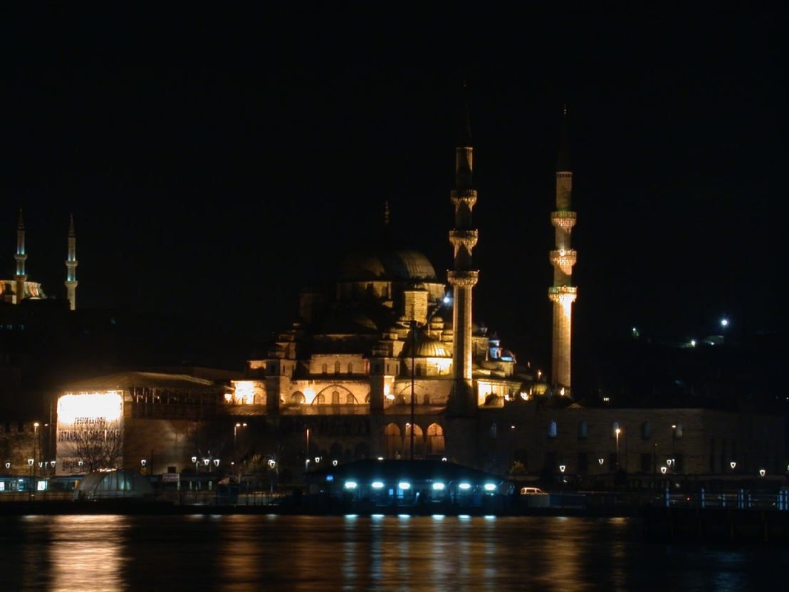 Yeni Cami in Istanbul - Turkey (night)